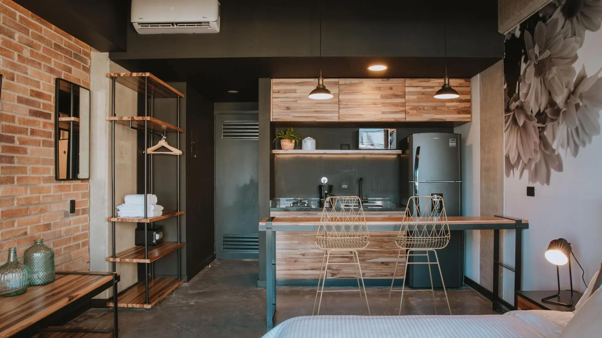 ميديلين Hotel 3450 Living Lofts 0*,