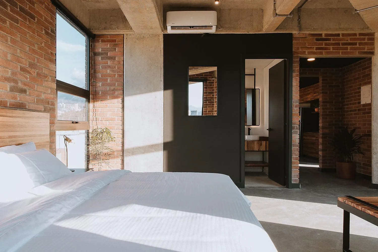 ميديلين Hotel 3450 Living Lofts شقة فندقية